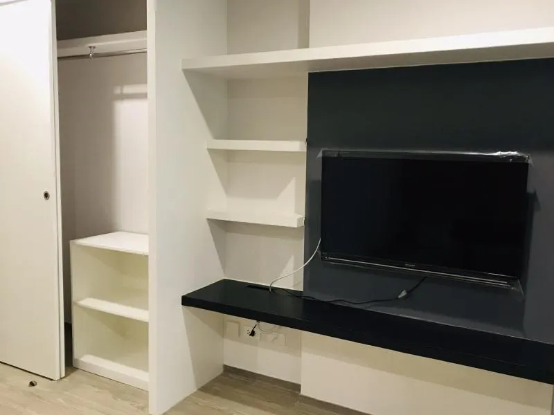 Condo for rent, Regent Home Sukhumvit 97/1, beautiful room, very new furniture, digital door, a lot of furniture, there is a washing machine, do not miss it.