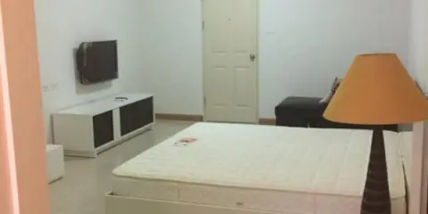 For Rent City Home Tha Phra ห้องพร้อมอยู่ ราคาไม่แรง เฟอร์พร้อม เครื่องใช้ไฟฟ้าครบ รีบจับจองเลย