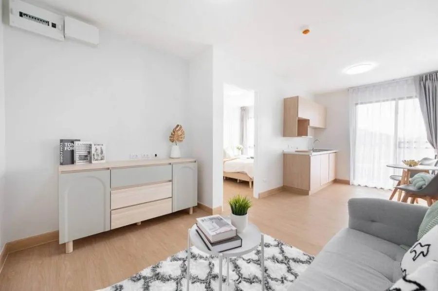 Urgent sale! I Condo Sukhumvit 105, beautifully decorated room, soothing color tones, affordable price. Buy now, don't miss out!
