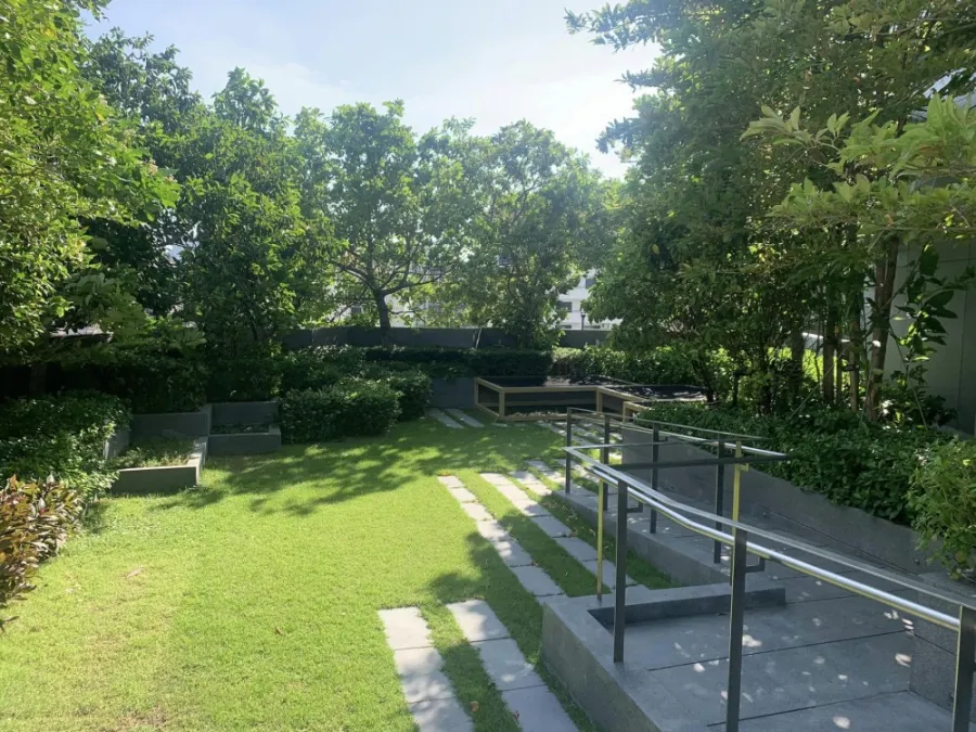 Condo for rent, Edge Central - Pattaya (Central Pattaya), 7th floor, garden view, can see fireworks from the room. Reserve now.
