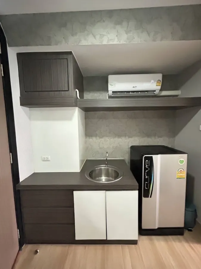 For rent Living Avenue Bangsaen, 4th floor, spacious room, fully furnished, nice to live in, reserve now, hurry!