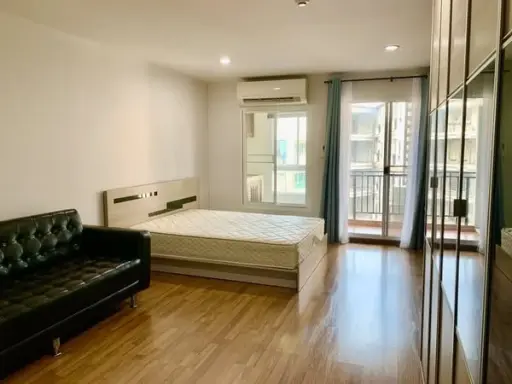 ขาย Regent Home 22 Sukhumvit 85 ห้องน่าอยู่ ทำเลดี มาพร้อมโซฟาตัวใหญ่น่านั่ง จองด่วน images