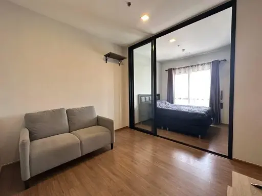 Selling Metris Rama 9-Ramkumhang condo, high floor (20th floor). Minimal road noise, unobstructed view of Rama 9 Road.