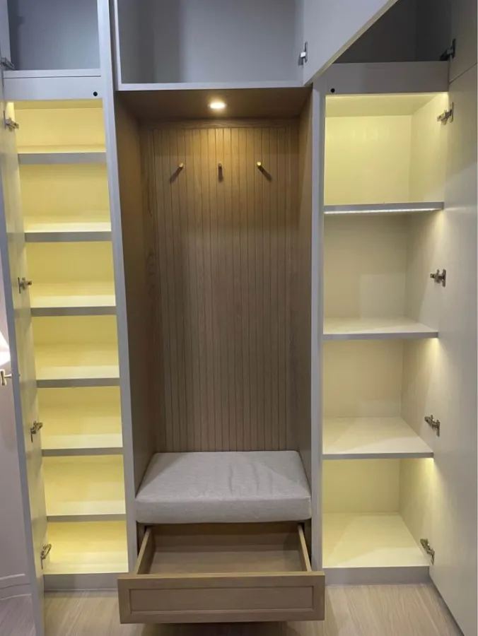 For Rent Life Asoke-Rama 9, very beautiful room, decorated in minimalist style, warm tones, very inviting, don't miss it.