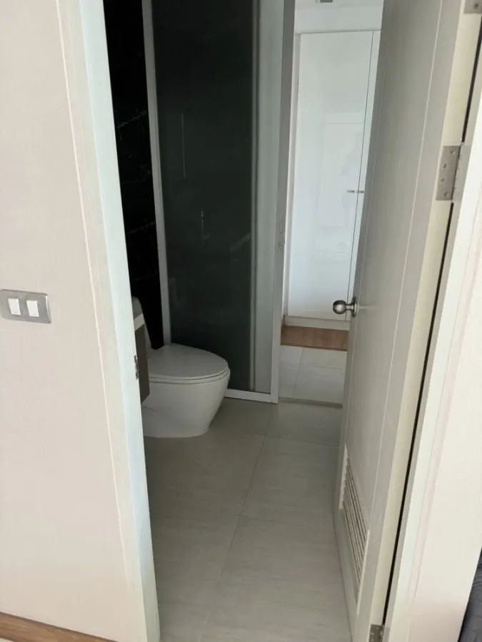 ให้เช่า ทรี คอนโด เอกมัย (สุขุมวิท 40) ห้องใหญ่ มาพร้อมพื้นที่ใช้สอย แถมราคาดีเวอร์ ต้องรีบมาจองเลย