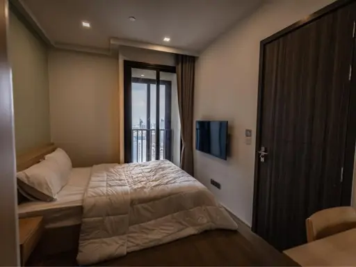 Condo for rent at Ashton Asoke (Ashton Asoke), near MRT Sukhumvit and BTS Asoke, luxury furniture, great value. images