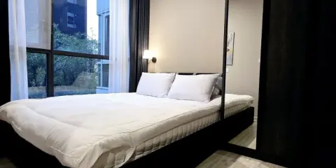 ขาย ให้เช่า XT HUAIKWANG ห้องพร้อมอยู่ พื้นที่ใช้สอยจุใจ เฟอร์ เครื่องใช้ไฟฟ้าครบครัน รีบย้ายมาจอง