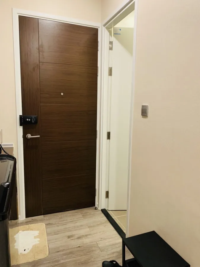 ขาย/เช่า บราวน์ คอนโด รัชดา 32 ชั้น 4 ราคากันเอง พร้อมอยู่ เดินทางสะดวก อย่ารอช้า รีบจองก่อนหลุด!