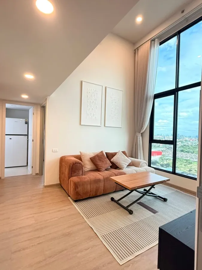 For sale or rent: Origin Plug & Play Nonthaburi Station unit. High ceilings, spacious and airy, fully furnished and equipped with appliances. Book now