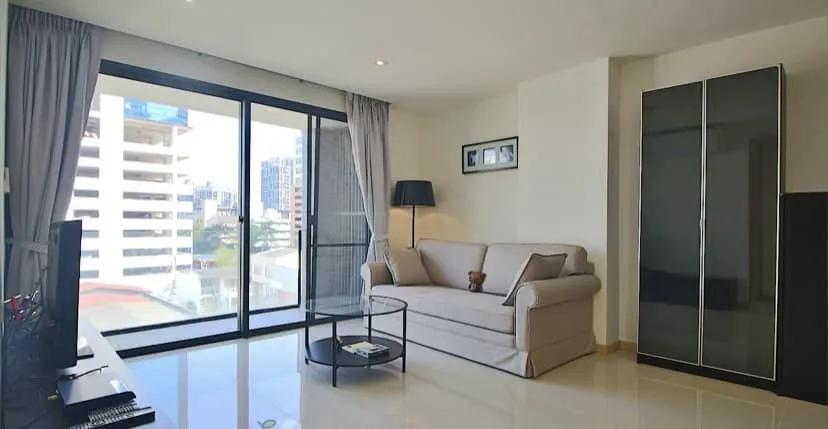 Sell for rent!! Socio Reference 61 Condo, good location, ready to move in, convenient transportation, don't miss it!!