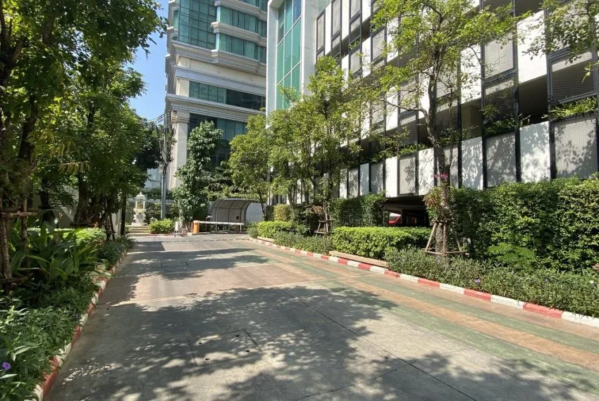 Urgent sale, The Parkland Grand Asoke-Phetchaburi, fully furnished, convenient to travel, do not hesitate, hurry