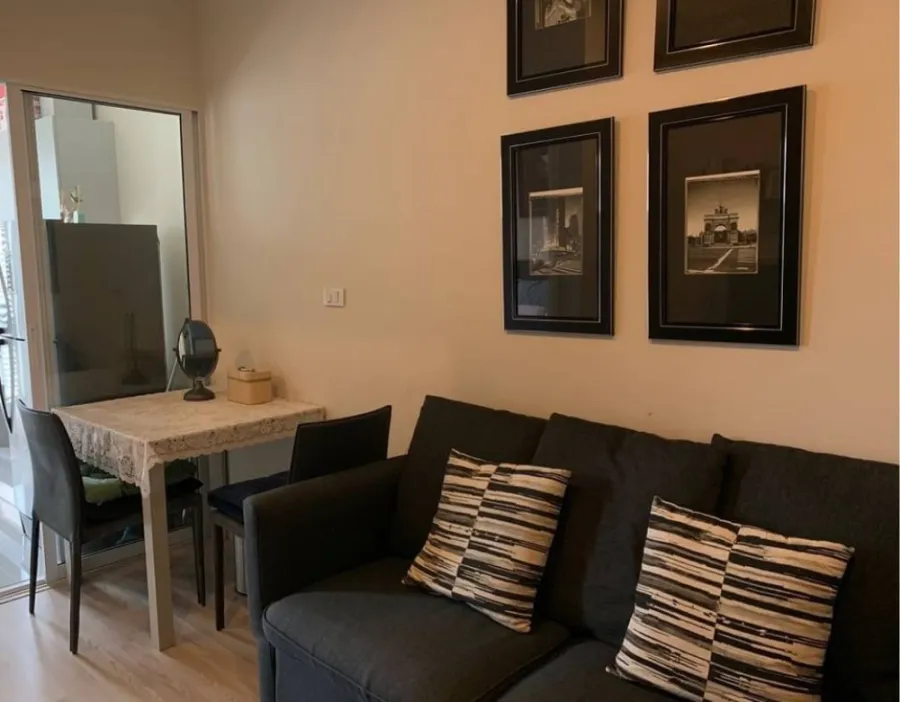 Condo for rent, Centric Huai Khwang Station, nice room, fully furnished, great price, if you don't book, you're seriously missing out.