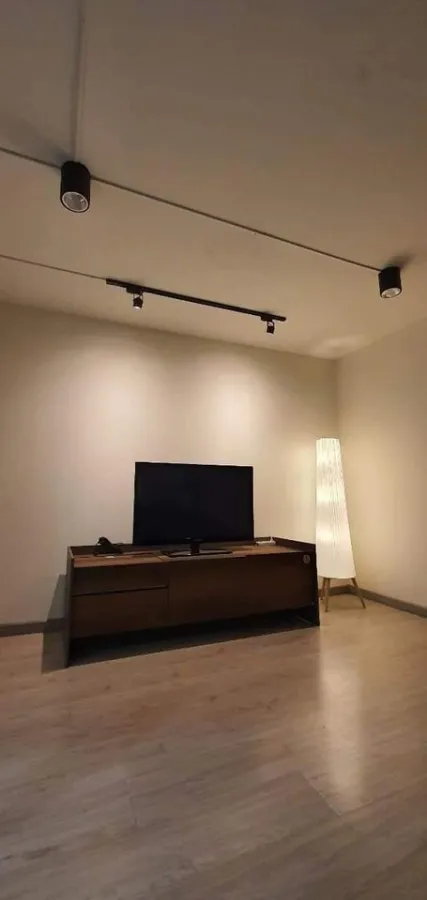 For sale/rent Victoria Lakeview Condominium, very spacious room, very comfortable sofa. Nicely decorated, don't miss it.