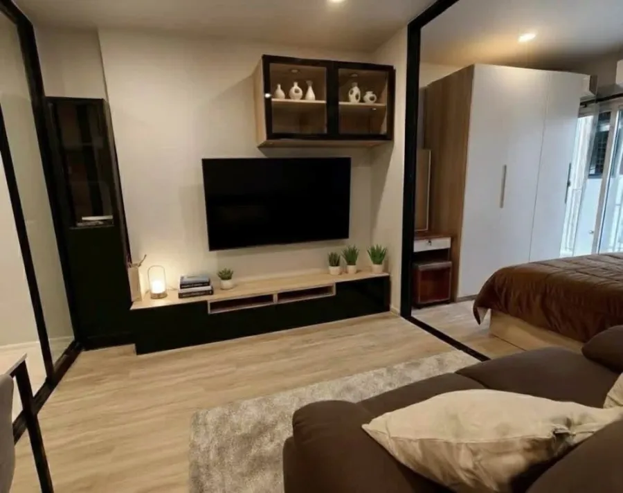 For rent: Culture Thonglor, fully furnished. Photos are of the actual unit. Ready to move in.