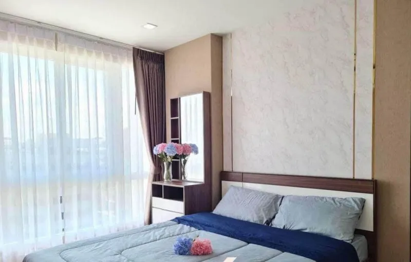 ขาย แอร์ลิงค์ เรสซิเดนซ์ ร่มเกล้า ห้องเพดานสูง อยู่แล้วไม่อึดอัด สิ่งอำนวยความสะดวกครบครับ รีบจองเลย