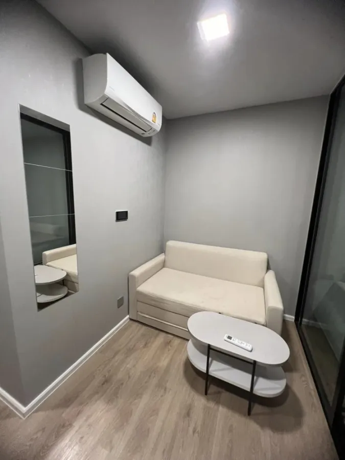 Condo for rent, Kev TU, partitioned room, swimming pool view, with 2 air conditioners, reserve first, get to stay first.