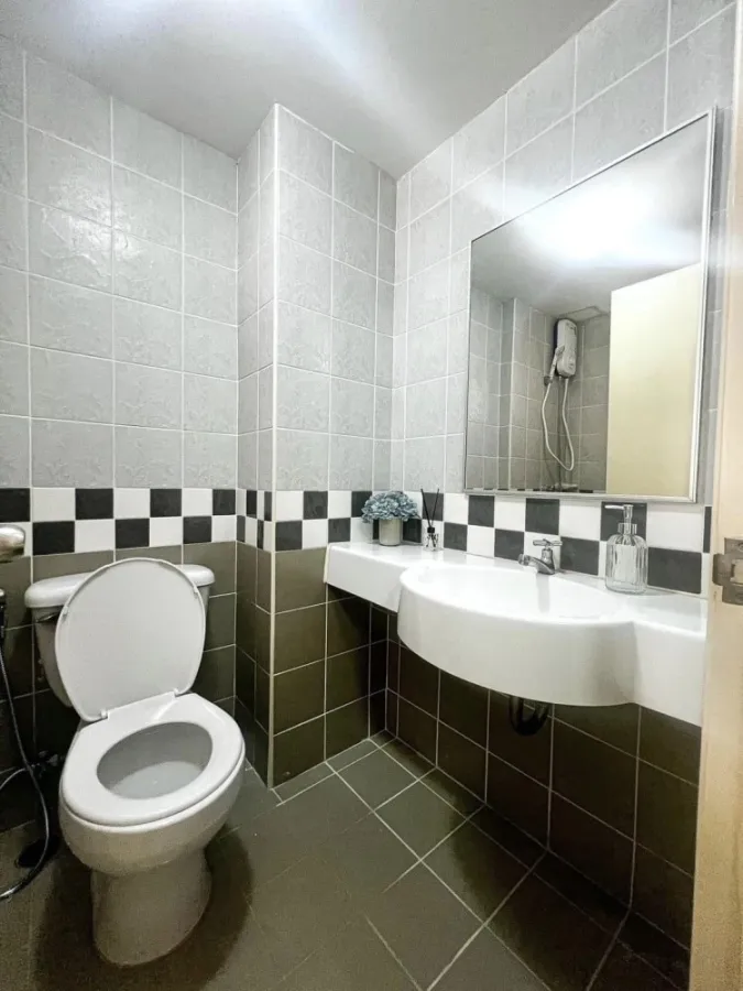 Condo for rent, Lumpini Condo Town Rattanathibet, very beautiful decorated room Comes with great prices, book now before you miss it.