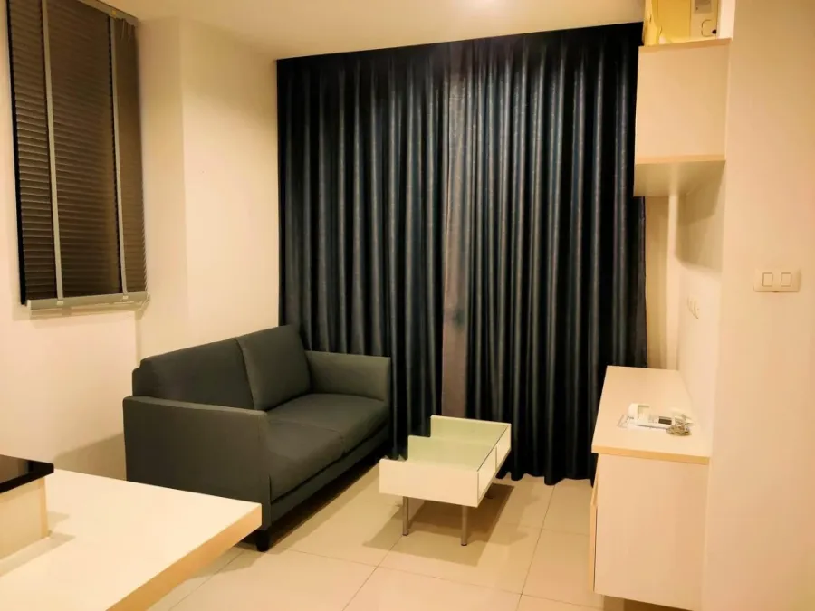Infiniti Condo for rent, 6th floor, great atmosphere, fully furnished and equipped with appliances. You can't miss this opportunity!