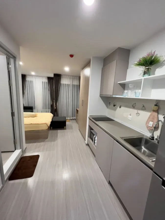 ให้เช่า Aspire Asoke - Ratchada ห้องสตูดิโอ มาพร้อมเฟอร์นิเจอร์และสิ่งอำนวยความสะดวกครบครัน จองเลย