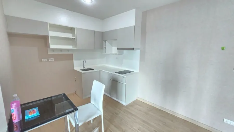 For sale: The Parkland Phetkasem-Thapra, 1 bedroom, 1 bathroom, plenty of usable space, good location, complete amenities, reserve now!