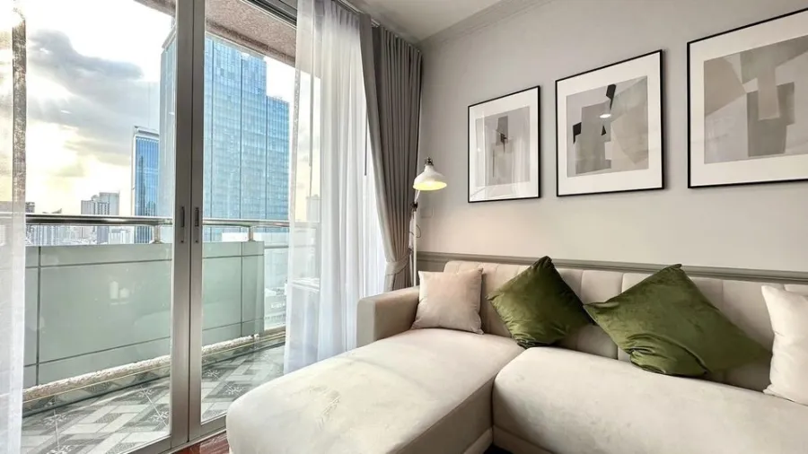For rent, Silom Grand Terrace, 19th floor, city view, decorated in modern, minimal style, beautiful like this, do not miss a reservation.