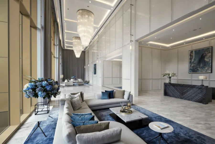 Urgent sale !! Condo Q Sukhumvit, luxury condo, next to BTS Nana, 4 bedrooms, 5 bathrooms, great value, can't miss it !!