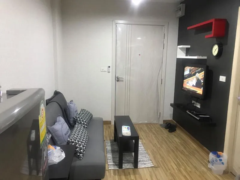 For Rent ดิ ไอริส บางใหญ่ ห้องแต่งพร้อมอยู่ ติดวอลเปเปอร์ทั้งห้อง ด่วนๆ หิ้วกระเป๋าใบเดียวอยู่ได้เลย
