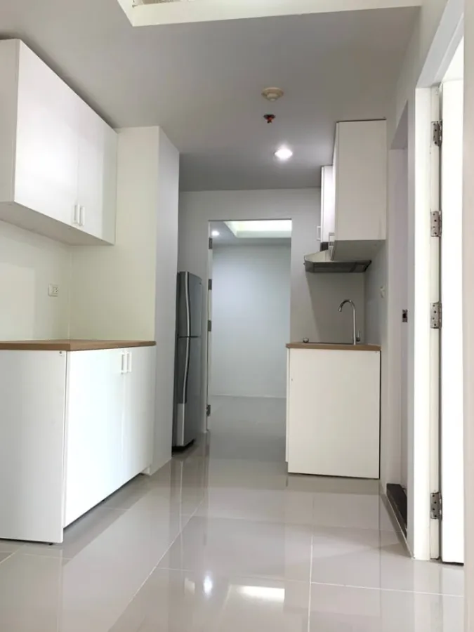 Condo for rent, Waterford Sukhumvit 50, decorated with furniture. and complete electrical appliances Can't miss it anymore.