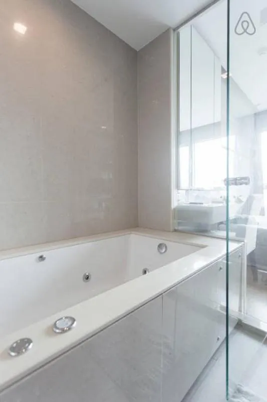 Condo for rent, The Address Asoke, spacious room, beautiful room, super inviting, everything is complete. Ready to move in, hurry