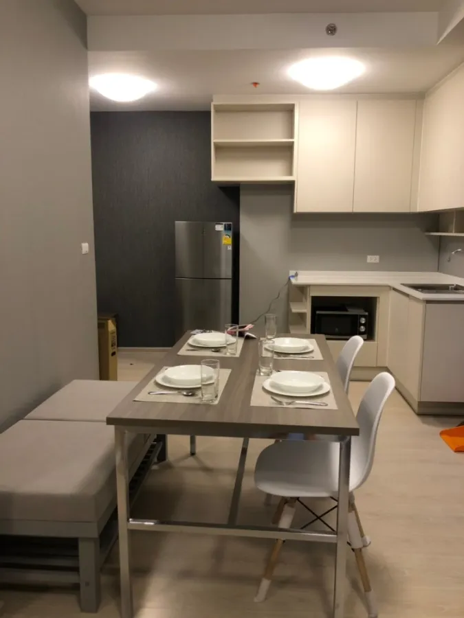 Condo for sale, rent, Chapter One Eco Ratchada-Huai Khwang, corner room, complete with furniture and electrical appliances.