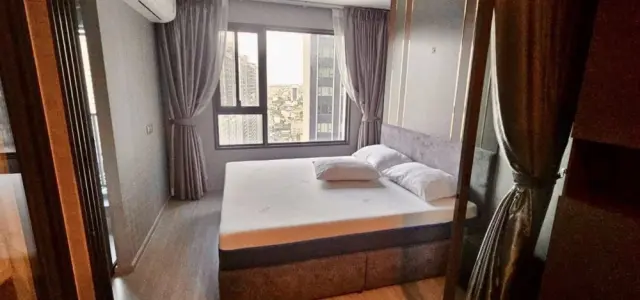 ให้เช่า ไลฟ์ ลาดพร้าว ชั้น 30 ห้องแต่งครบ พร้อม walk in closet สนใจจองเลย อย่ารอช้า images