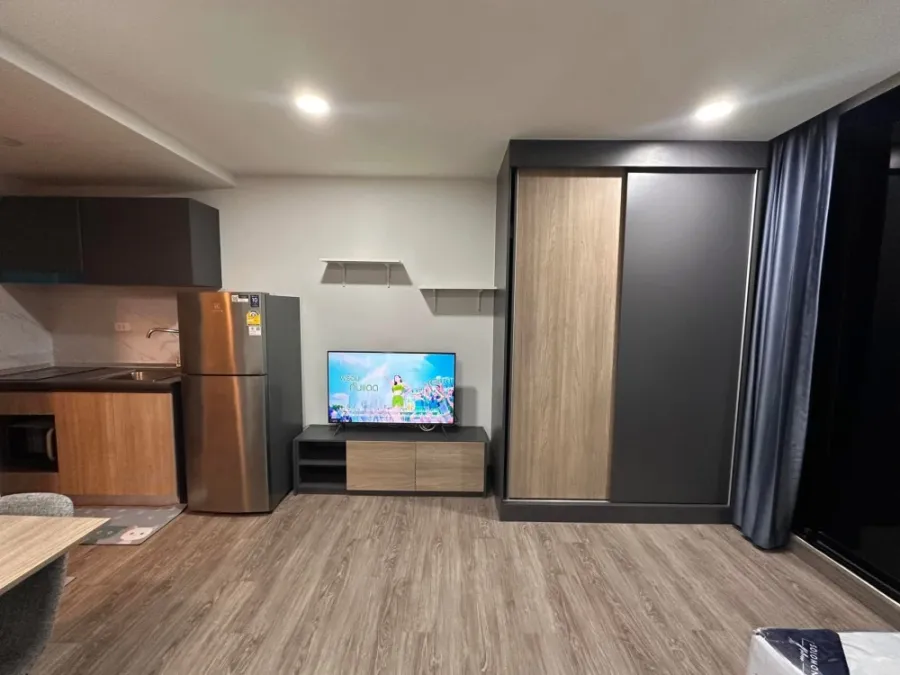 For rent!! Condo Flexi Sathorn - Charoen Nakhon, 7th floor, Building C, beautiful room, good location, convenient transportation, don't miss it!!