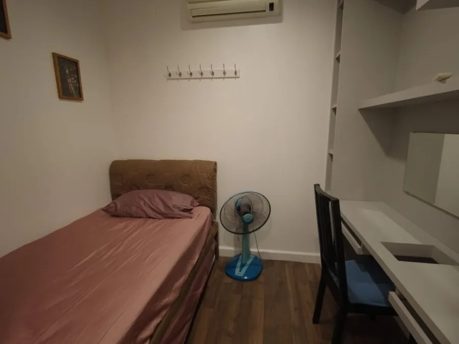 ให้เช่า The Bloom Sukhumvit 71 ห้องกว้าง โซฟานุ่มนั่งสบาย มาพร้อมทีวีจอใหญ่ดูหนังจุใจ รีบจองเลยจร้า