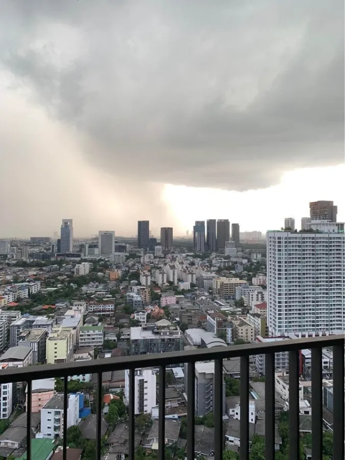 ขาย Chapter One Midtown Ladprao 24 ชั้น 30 วิวเมืองสวยสุดๆ ห้อง STUDIO ติดวอลเปเปอร์ทั้งห้อง จองเลย