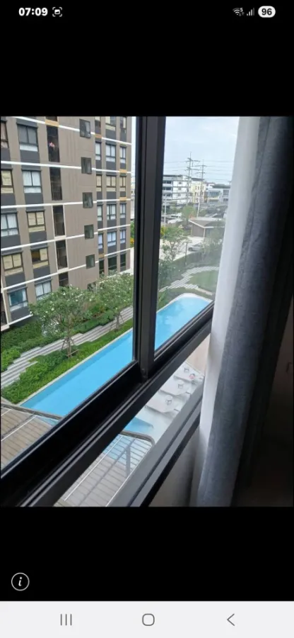 ขาย D condo Air ลาดกระบัง ห้องวิวสระ ชั้น 5 ตำแหน่งดีไม่ร้อน รีบจับจองเลยจ้า