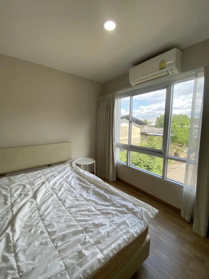 For rent: BE Condo room, ready to move in, complete with furniture and electrical appliances. If you don't reserve, you'll regret it later.