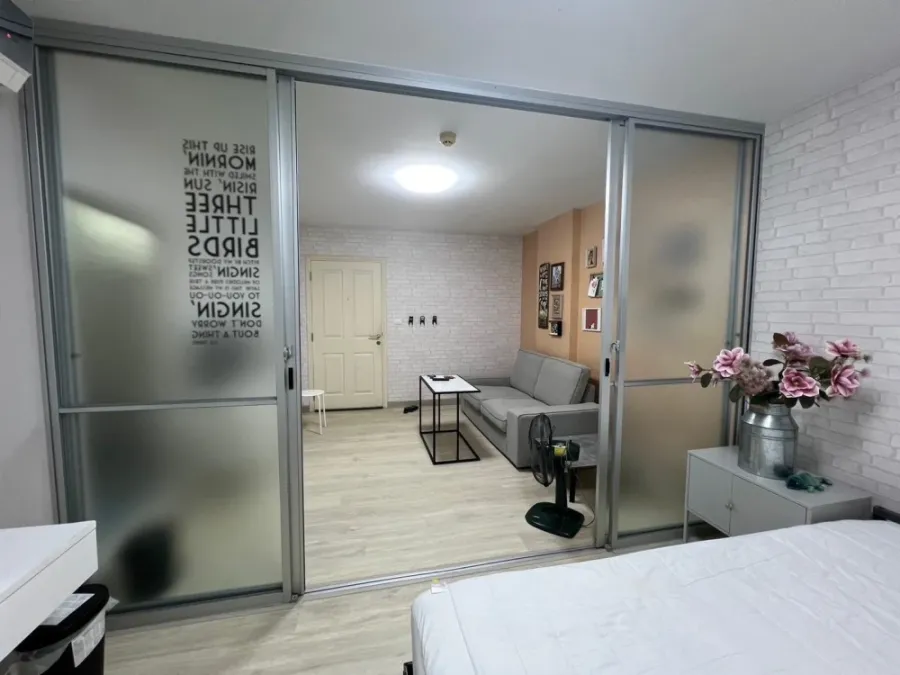 Urgent sale, D Condo On Nut Rama 9, 1st floor, wide room, very good price.