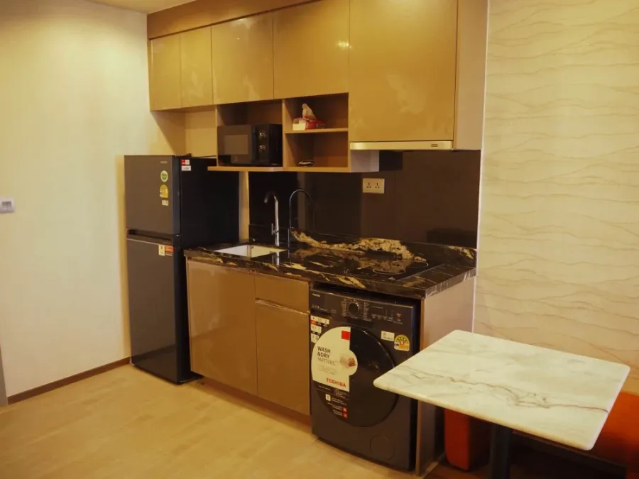 Condo for sale /rent, Ideo Q Victory, fully furnished room. Affordable price! hurry up