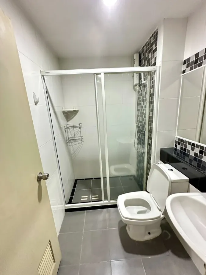 ให้เช่า Regent Home 20 Prachachuen 16 ห้องสตูดิโอ เฟอร์นิเจอร์และสิ่งอำนวยความสะดวกครบครัน จองเลย