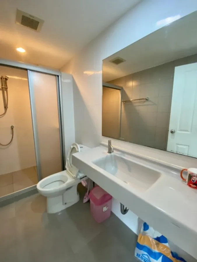 For rent: U DELIGHT RESIDENCE Pattanakran Thonglor, 15th floor, fully furnished, very livable. Book now!
