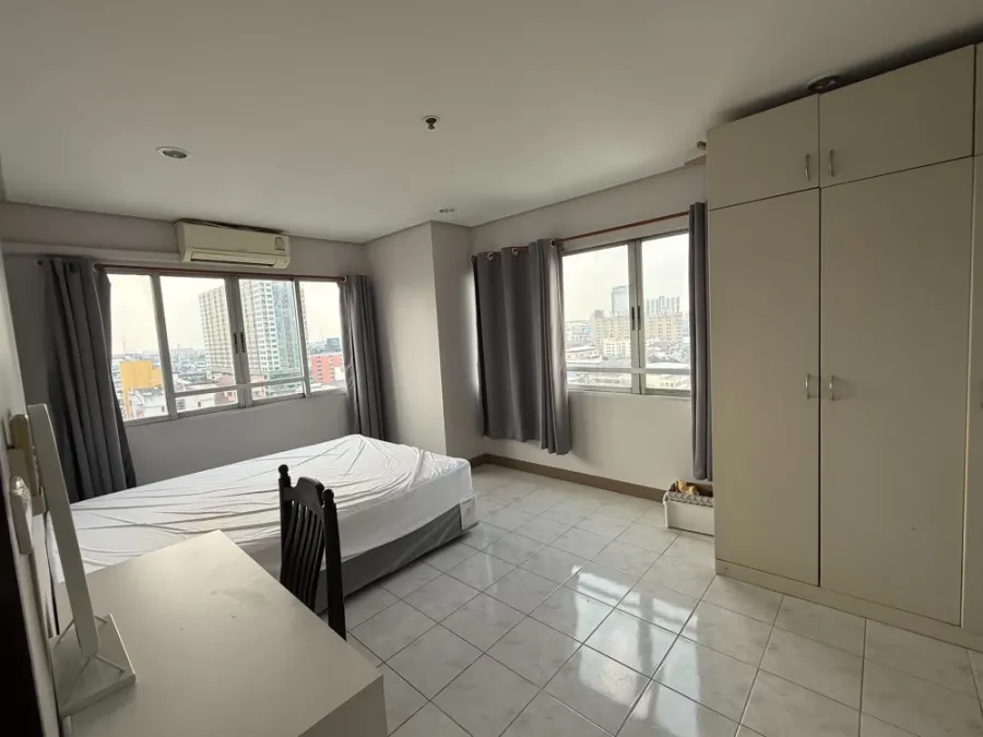 For rent: Commonwealth Pinklao, 9th floor, fully furnished, very livable. Book now, don't miss out!