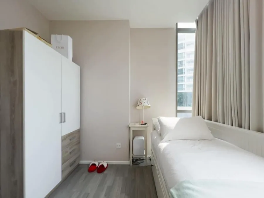 ขาย ให้เช่าThe room 69 ชั้น 10 วิวรถไฟฟ้า ห้องกว้างสุดๆ โซฟาน่านั่ง ที่นอนน่านอน ไม่จองไม่ได้แล้ว