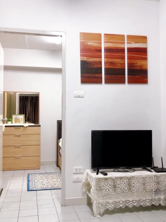 For sale/rent!! Lasalle Park Condo, 4th floor, Building C (wide corner room), good price, ready to move in, hurry and reserve now!!