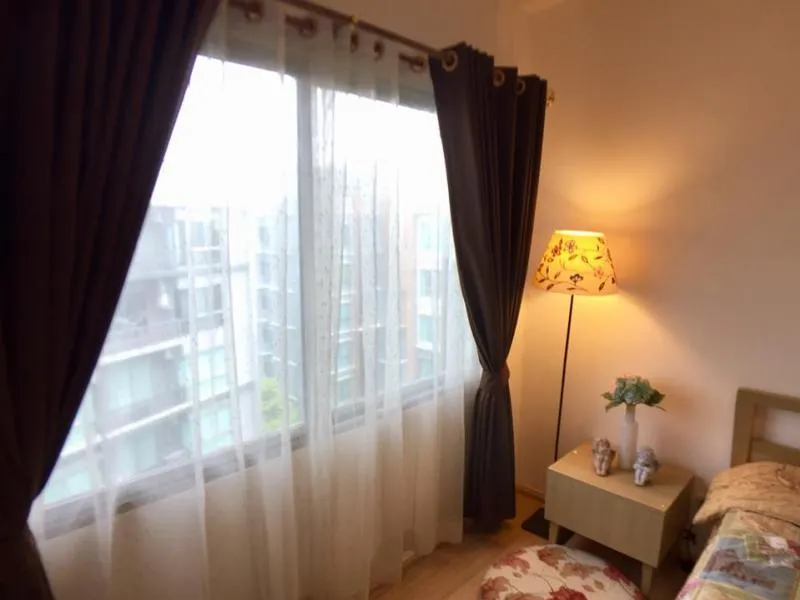 Sell / rent !! Condo A Space Play Sutthisan - Ratchada, spacious room, pool view, cool, open to the wind.