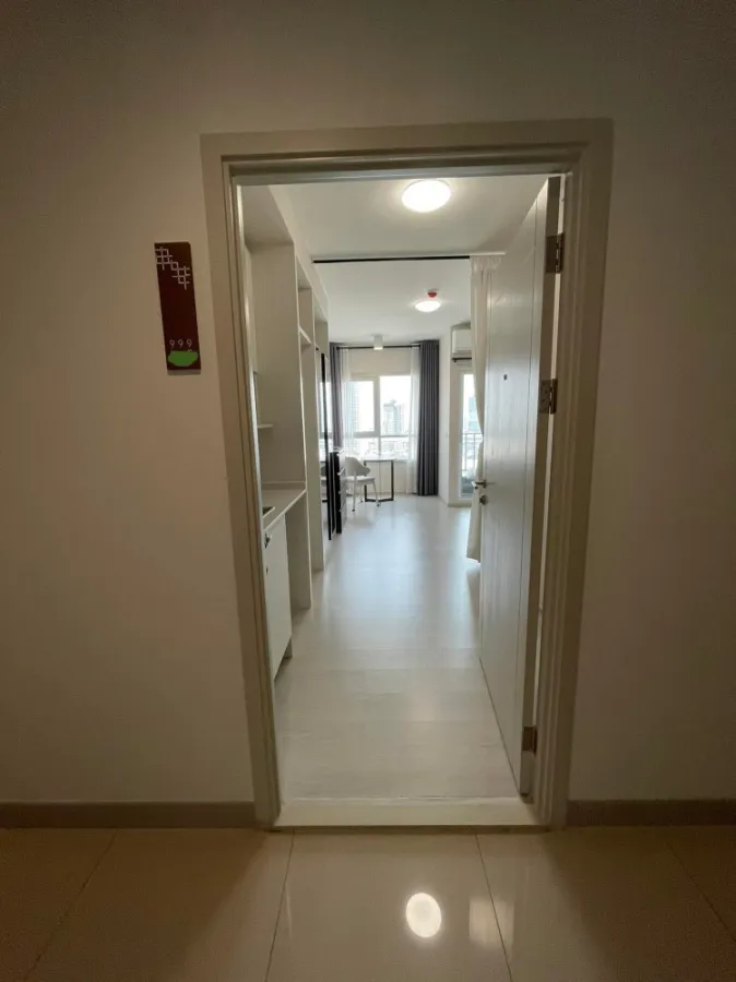 Urgent sale, Condo Chapter One Shine, Bang Pho, Studio room, ready to move in, free furniture, great price, hurry and book now!!