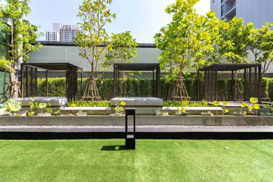 Rent a Vetara Sukhumvit 36, 2 bedrooms, complete facilities Book and not disappointed.