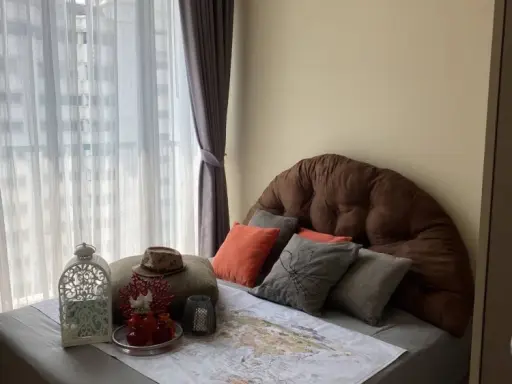 For rent: Noble Recole Sukhumvit 19, high floor unit, ready to move in, spacious and comfortable. Book now!