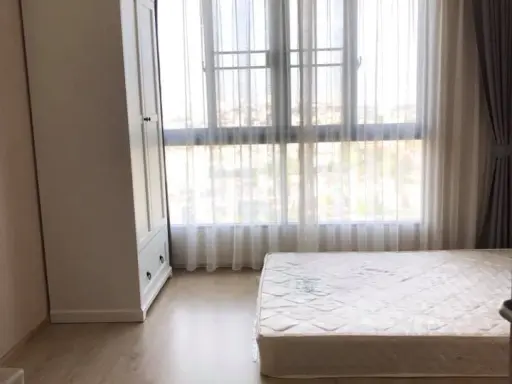 For Sale Ideo Wutthakhat, beautiful room, fully furnished, electrical appliances ready. One bag can go in.