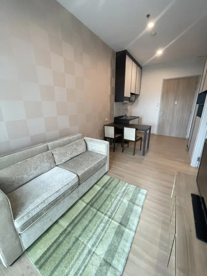 ให้เช่า คอนโด The Capital Ekamai-Thonglor ห้องสว่างดูสบายตา ตกแต่งสบายใจ พร้อมให้เข้าอยู่ได้เลย