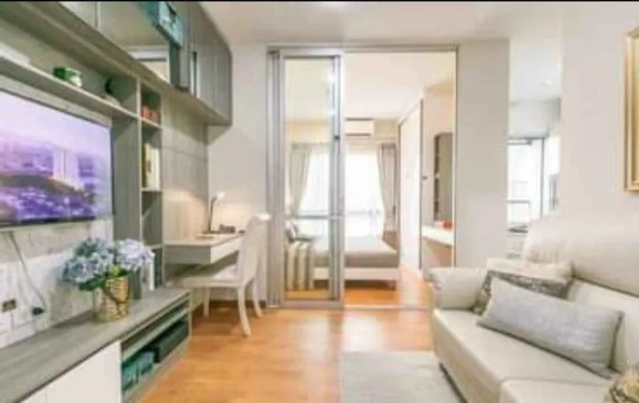 For rent: The President Sukhumvit-Samutprakan, high floor, very spacious room. Travel comfortably. Book now quickly.